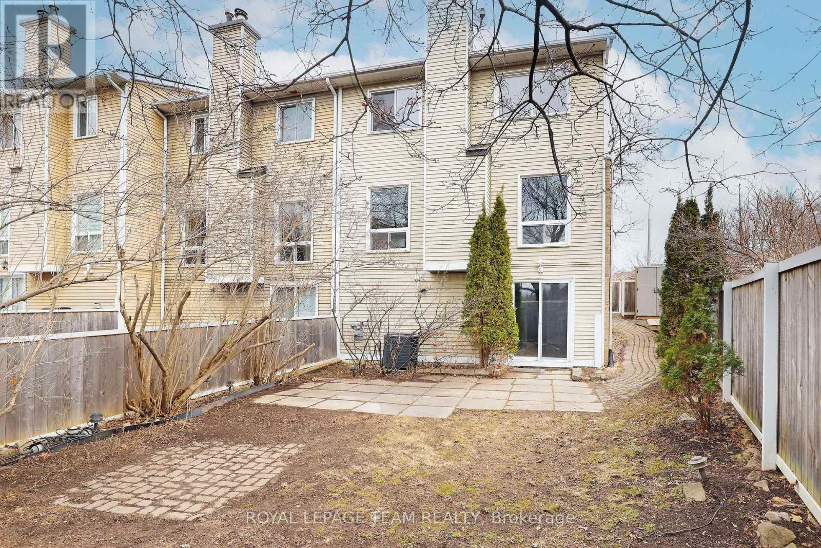 1136 Des Bouleaux Place, Ottawa, Ontario  K1C 5L1 - Photo 19 - X12965906
