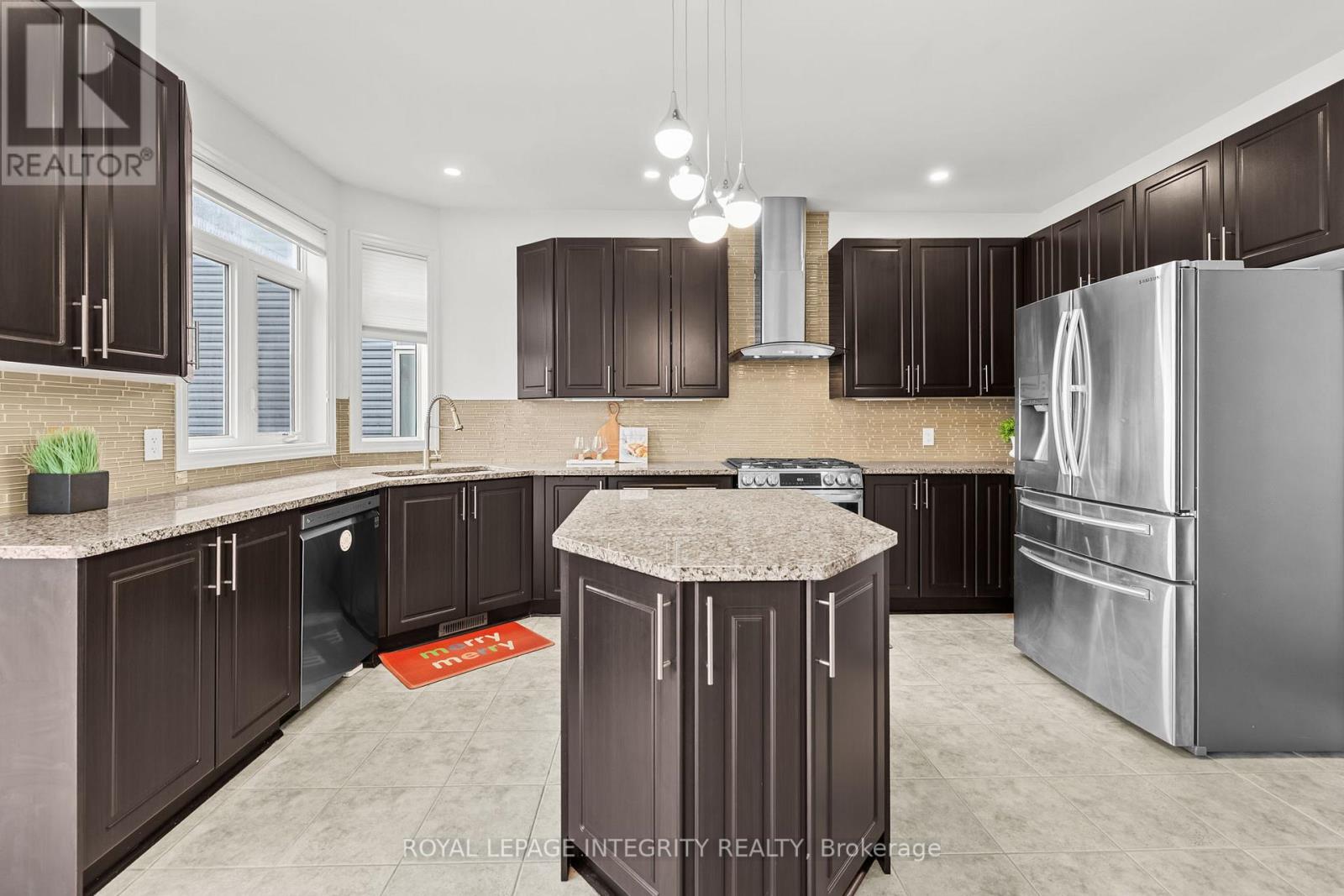 789 Fiddlehead Street, Ottawa, Ontario  K1T 0N2 - Photo 13 - X12965934