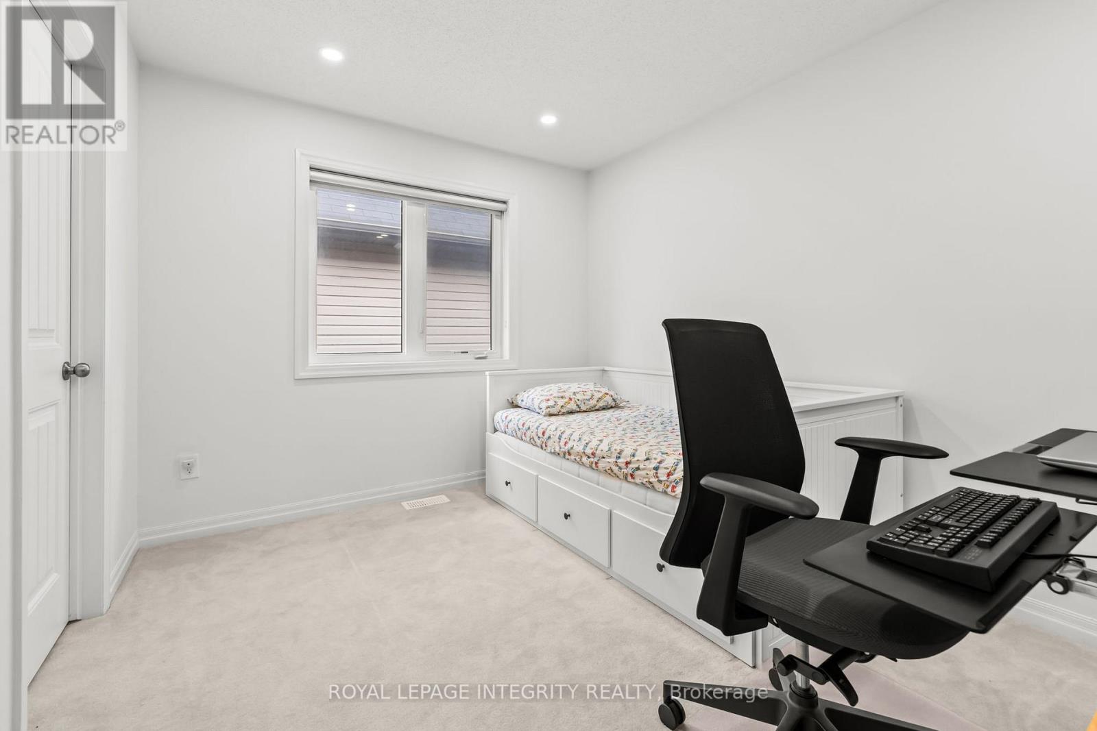 789 Fiddlehead Street, Ottawa, Ontario  K1T 0N2 - Photo 26 - X12965934