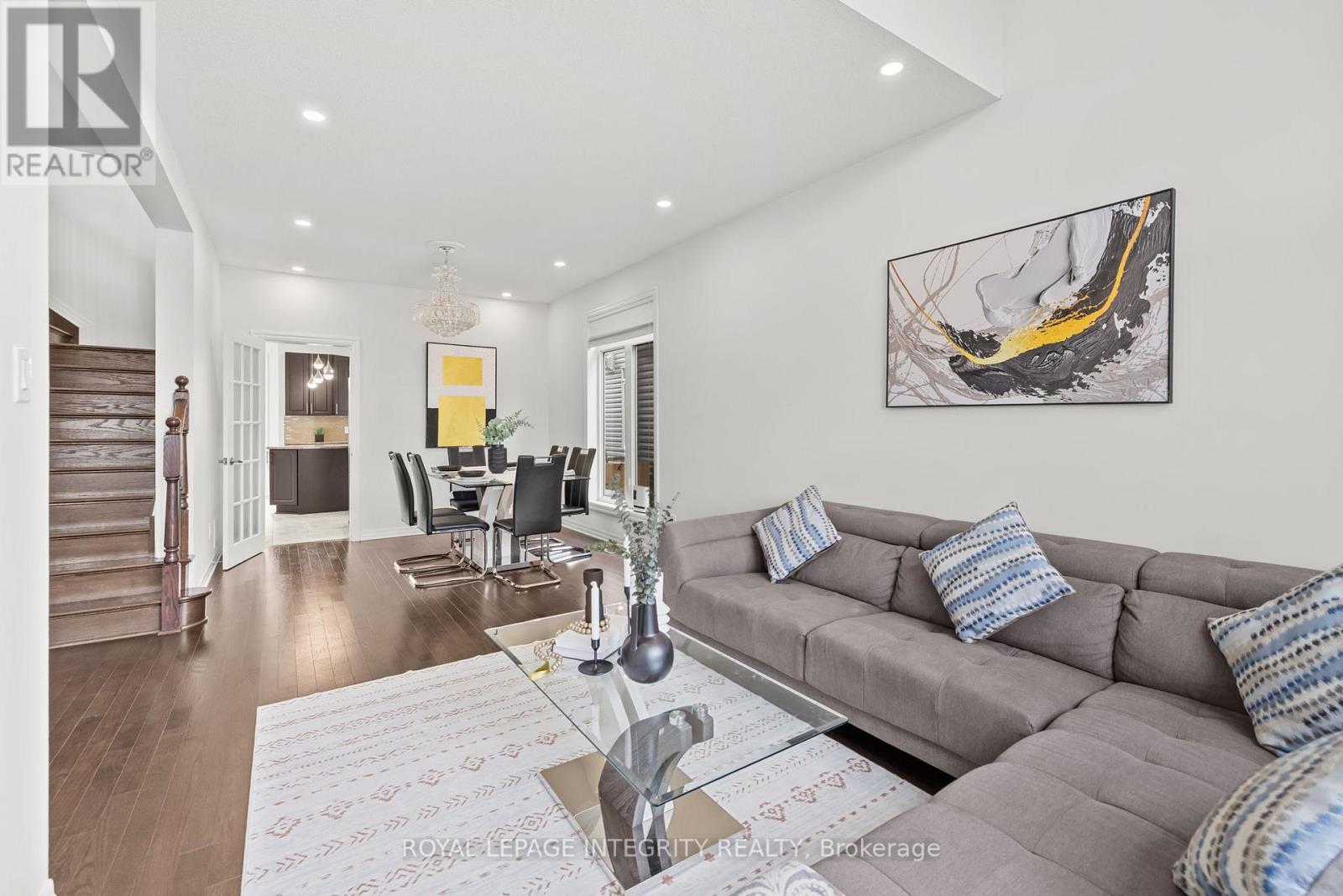 789 Fiddlehead Street, Ottawa, Ontario  K1T 0N2 - Photo 6 - X12965934