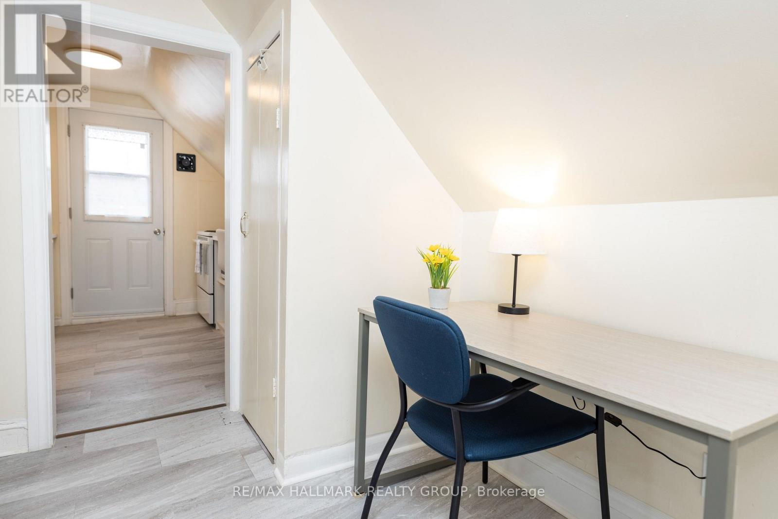 2 - 456 Bronson Avenue, Ottawa, Ontario  K1R 6J6 - Photo 4 - X12965940