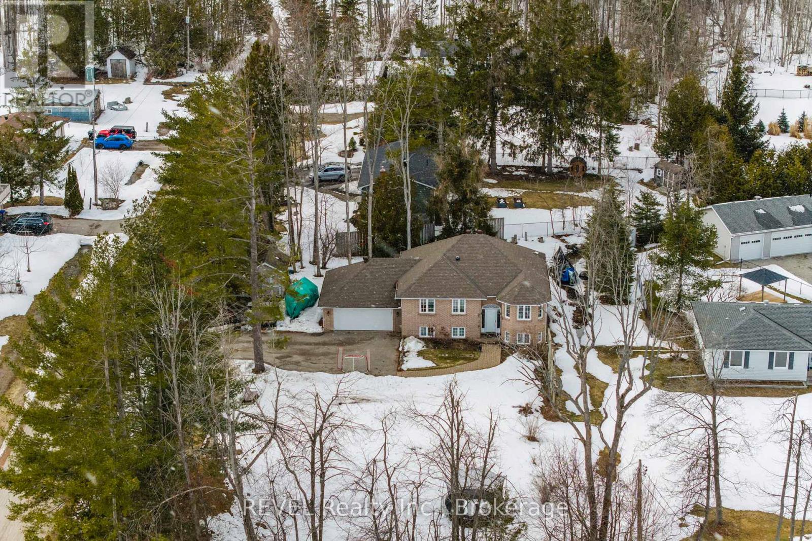 5 Barbara Avenue, Oro-Medonte, Ontario  L0L 2E0 - Photo 1 - S12965850