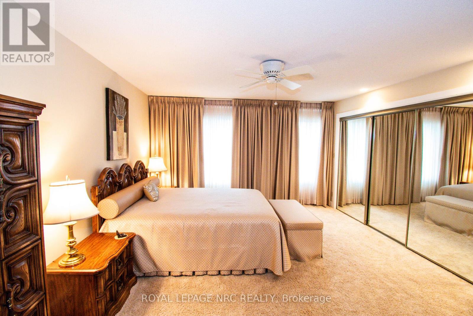 111 Lake Street, St. Catharines, Ontario  L2R 5X7 - Photo 23 - X12965672