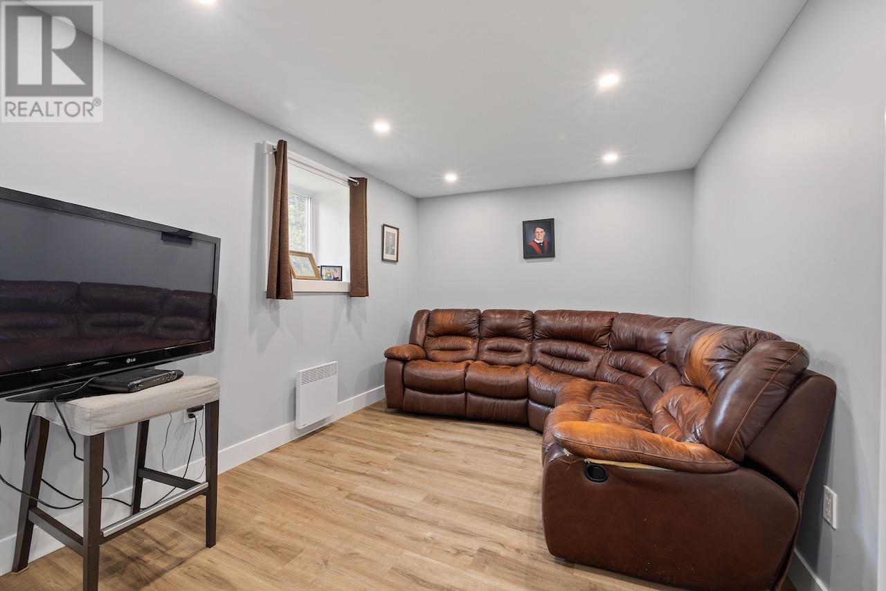 7 Spring Street, Souris, Prince Edward Island  C0A 2B0 - Photo 7 - 202606493