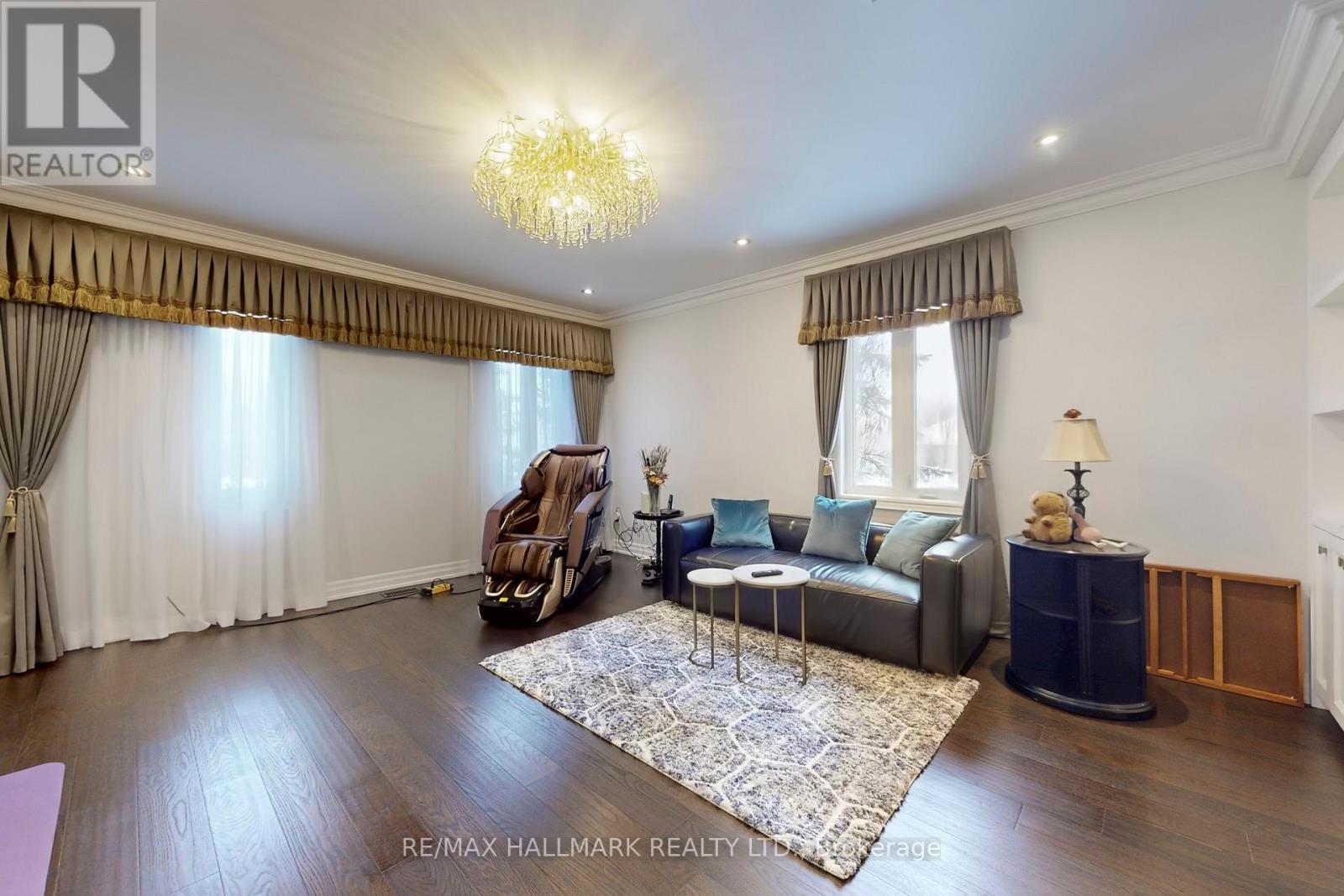 14 Robert Gray Road, Whitchurch-Stouffville, Ontario  L4A 1M4 - Photo 15 - N12960760