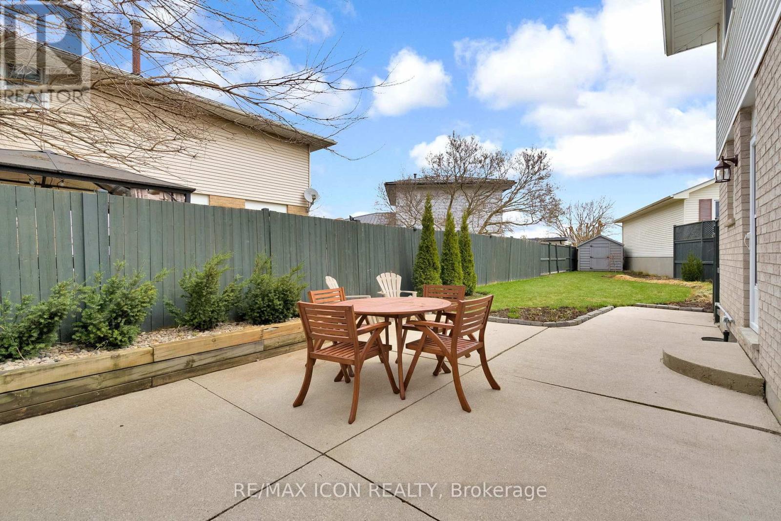 82 Bloomsbury Court, London East, Ontario  N5V 3N8 - Photo 34 - X12963166