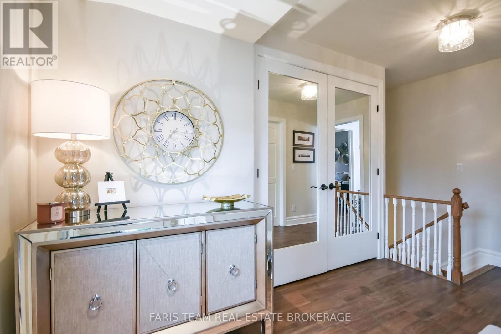 3 Greenwood Forest Road, Oro-Medonte, Ontario  L0L 2E0 - Photo 2 - S12959272