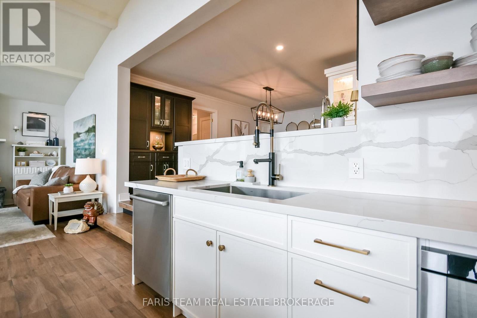 3 Greenwood Forest Road, Oro-Medonte, Ontario  L0L 2E0 - Photo 5 - S12959272