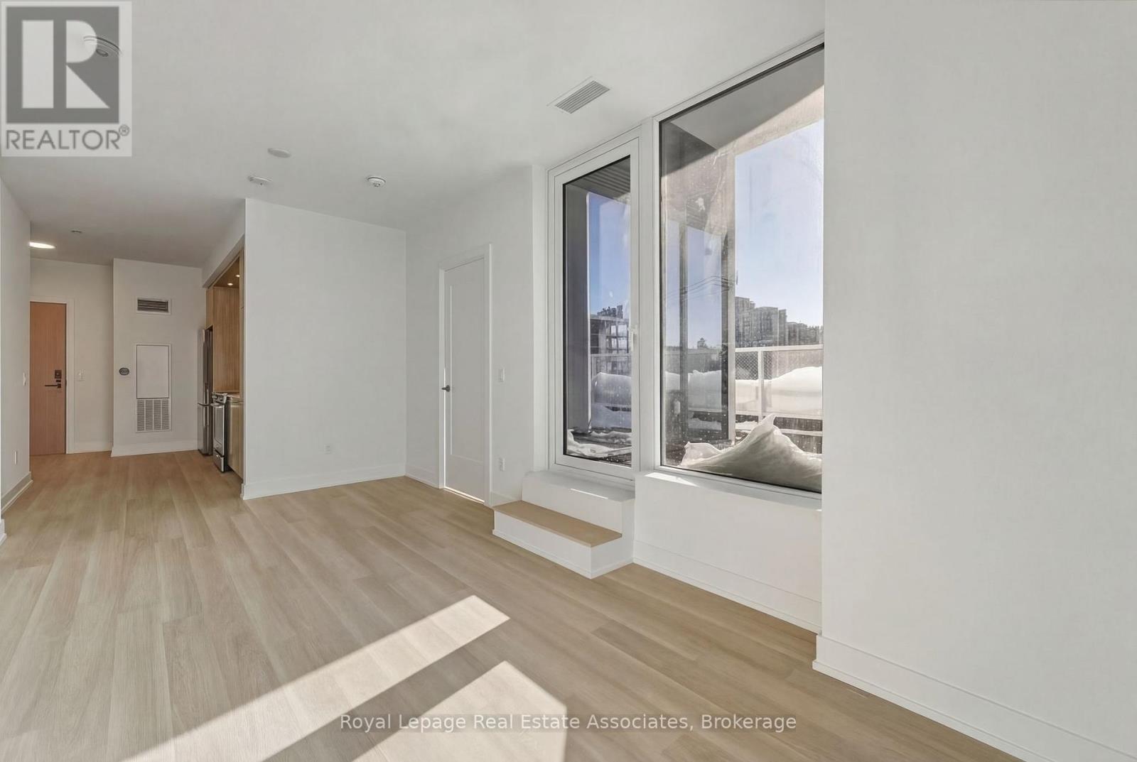 512 - 25 Cordova Avenue, Toronto, Ontario  M9A 0E5 - Photo 12 - W12743358