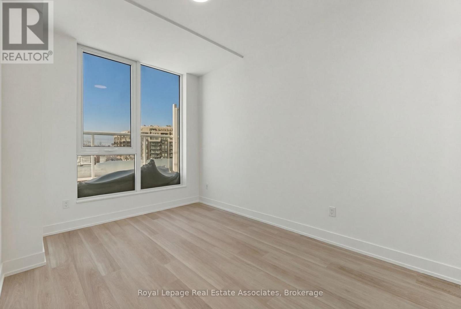 512 - 25 Cordova Avenue, Toronto, Ontario  M9A 0E5 - Photo 15 - W12743358