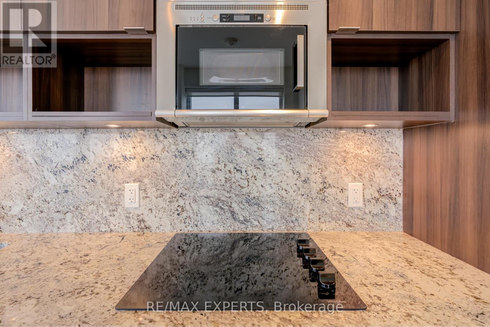 4402 - 7 Mabelle Avenue, Toronto, Ontario  M9A 4X7 - Photo 32 - W12940360