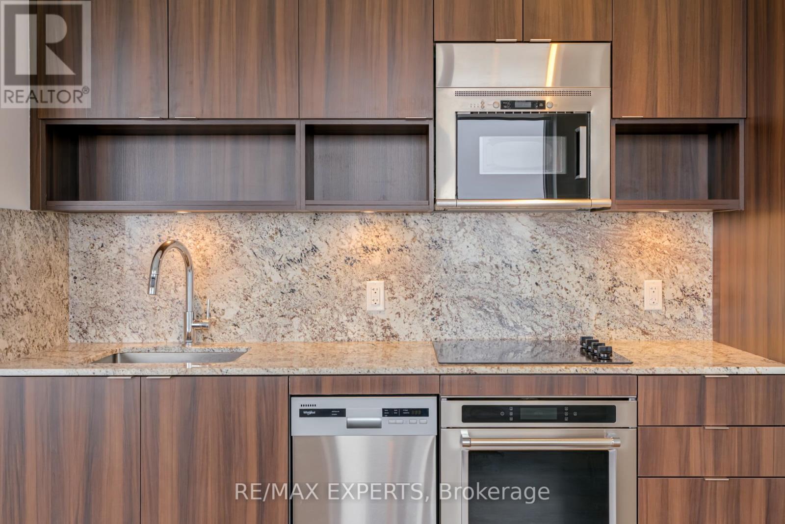 4402 - 7 Mabelle Avenue, Toronto, Ontario  M9A 4X7 - Photo 33 - W12940360