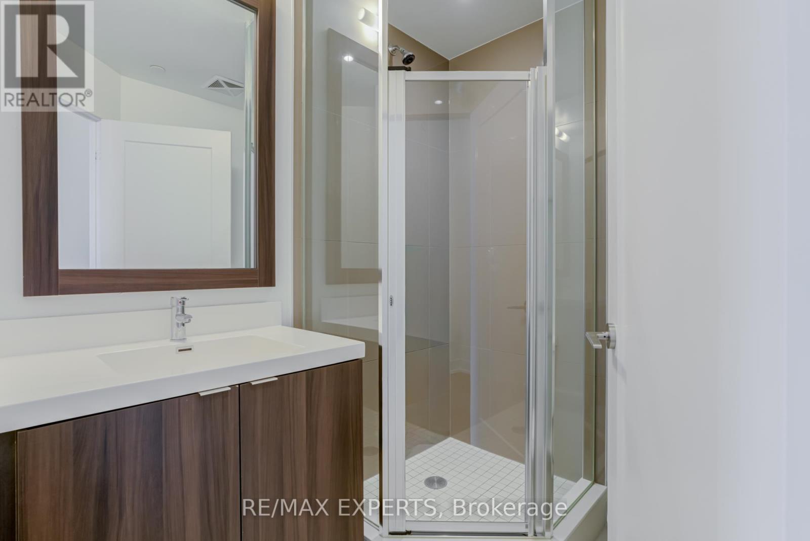 4402 - 7 Mabelle Avenue, Toronto, Ontario  M9A 4X7 - Photo 37 - W12940360