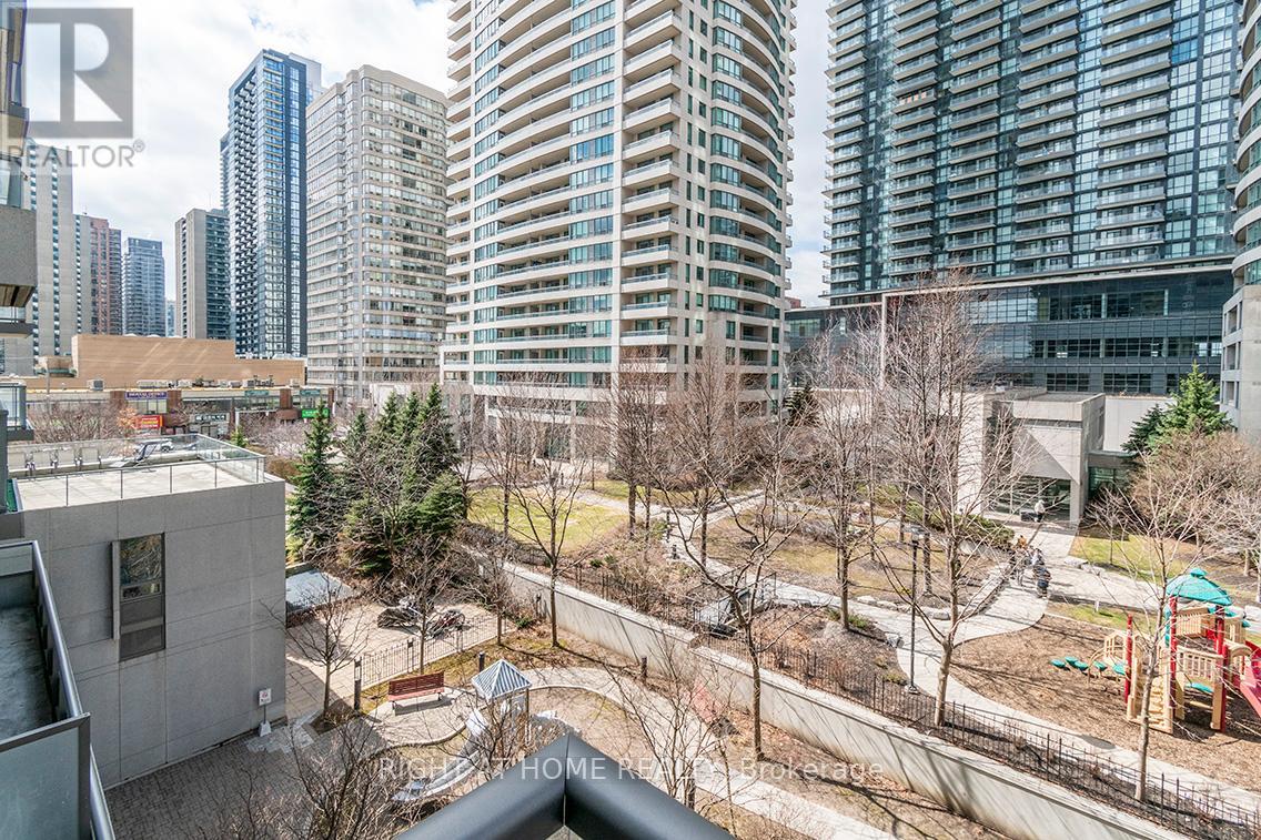 512 - 35 Hollywood Avenue, Toronto, Ontario  M2N 0A9 - Photo 21 - C12965656