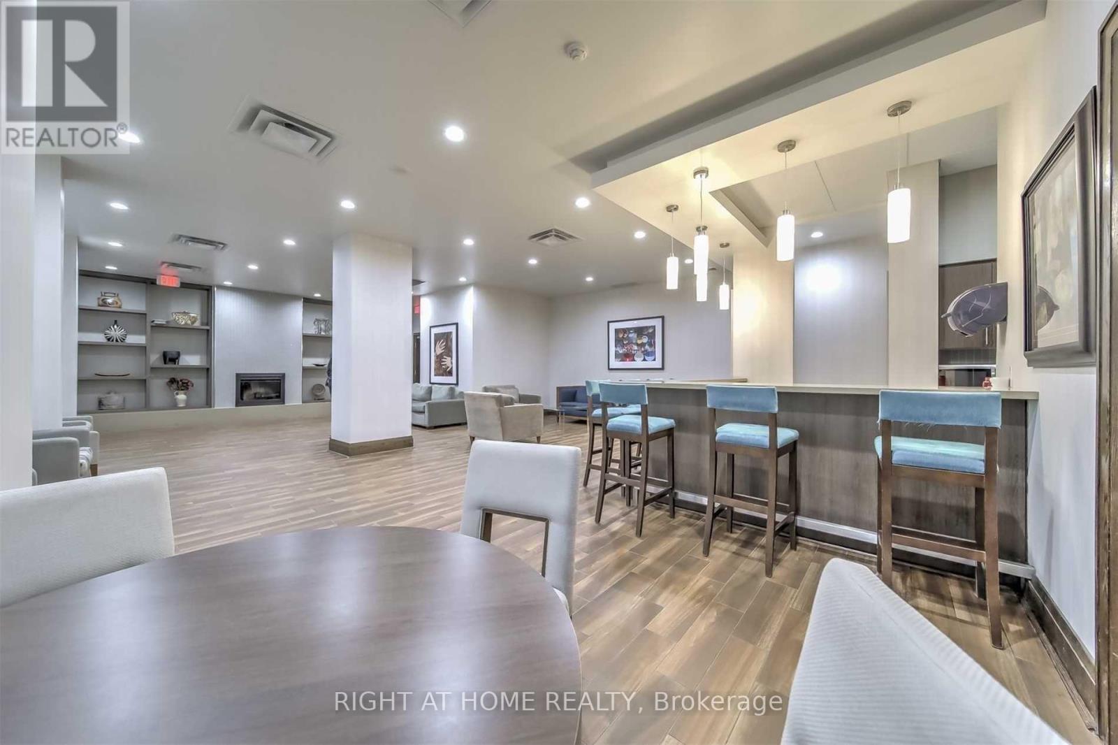 512 - 35 Hollywood Avenue, Toronto, Ontario  M2N 0A9 - Photo 8 - C12965656