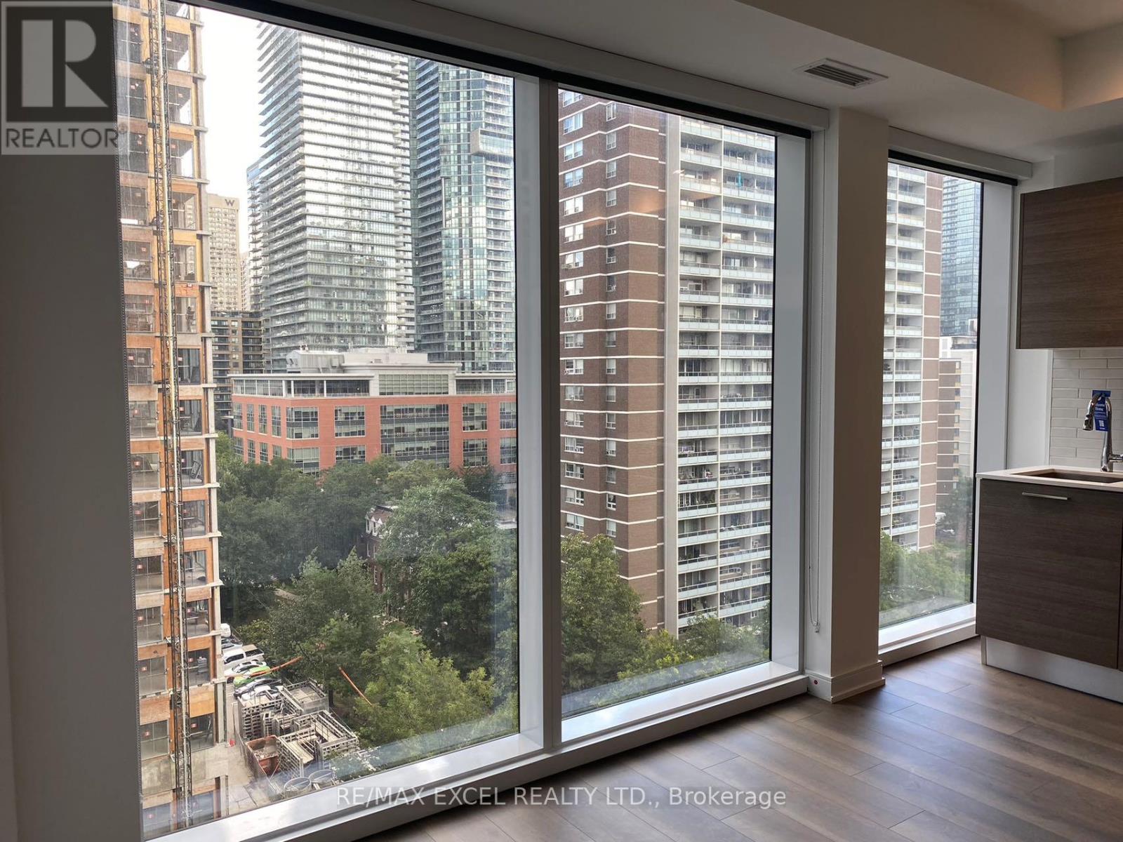 1001 - 3 Gloucester Street, Toronto, Ontario  M4Y 0C6 - Photo 3 - C12965714