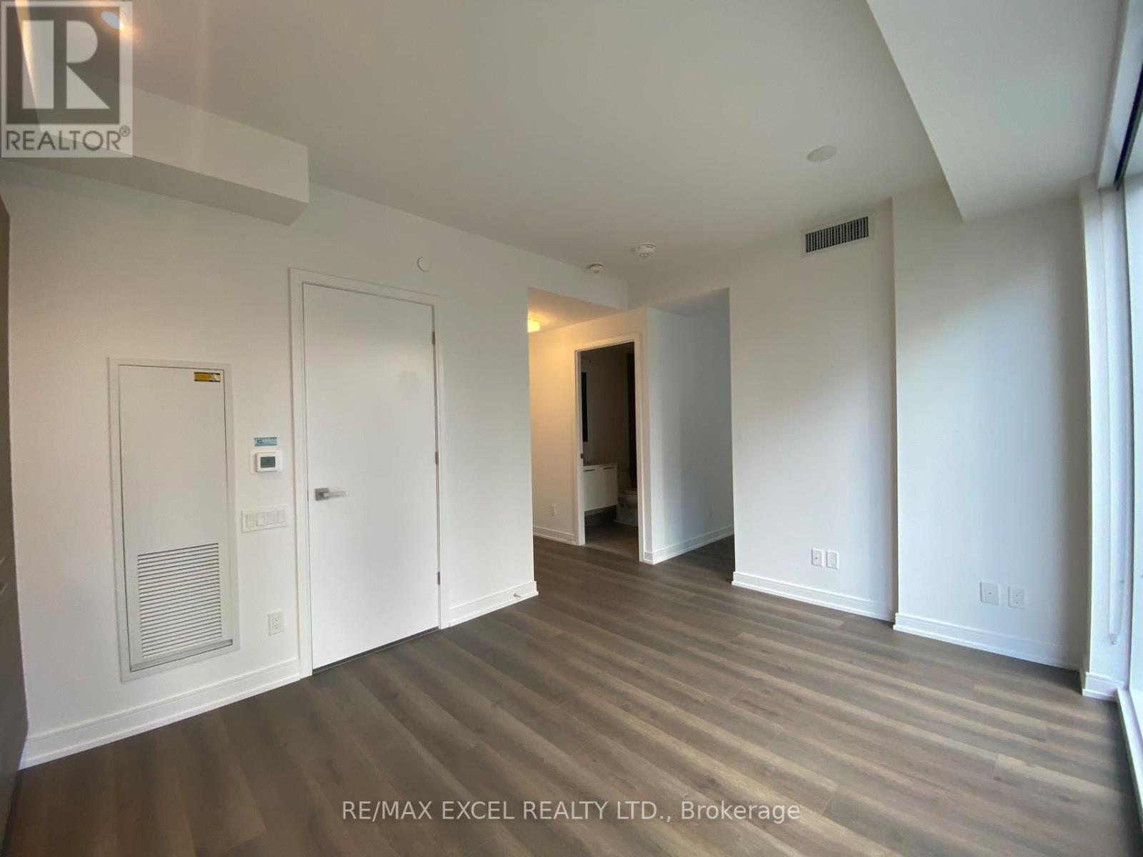 1001 - 3 Gloucester Street, Toronto, Ontario  M4Y 0C6 - Photo 4 - C12965714