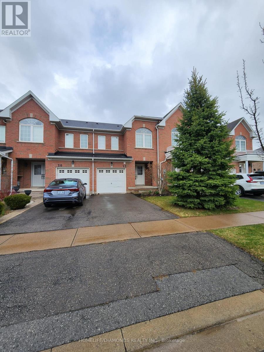 22 COLONEL LYALL STREET, St. Catharines, Ontario