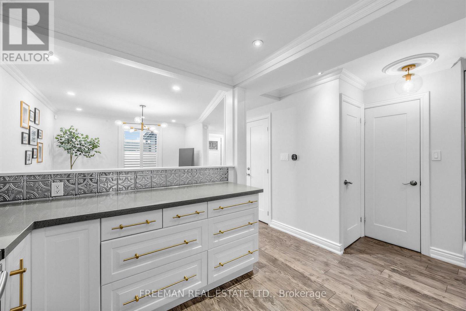 623 Dupont Street, Toronto, Ontario  M6G 1Z3 - Photo 13 - C12965936