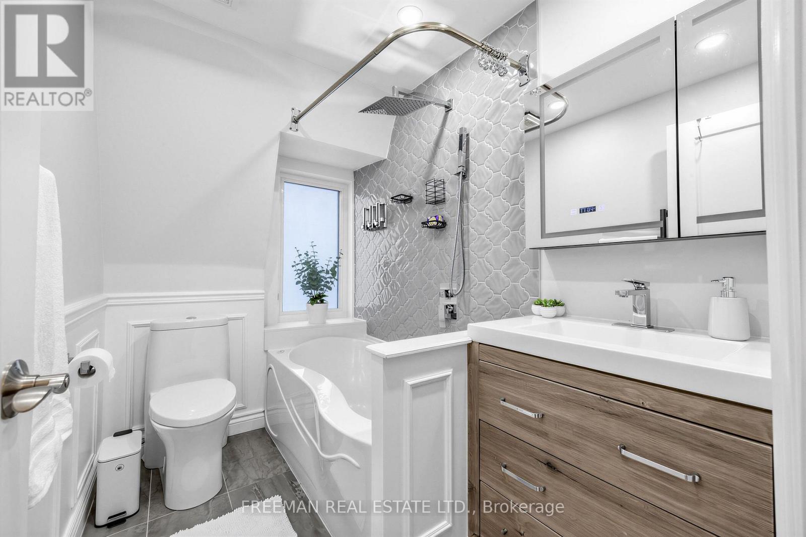 623 Dupont Street, Toronto, Ontario  M6G 1Z3 - Photo 28 - C12965936