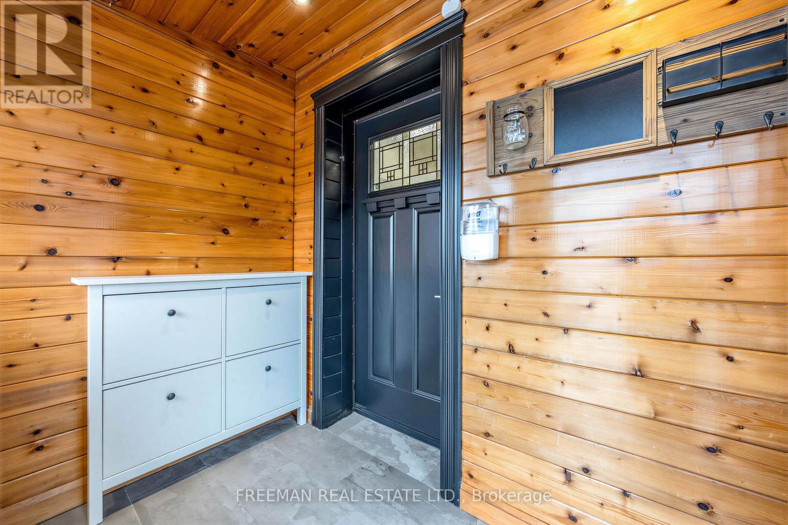 623 Dupont Street, Toronto, Ontario  M6G 1Z3 - Photo 4 - C12965936