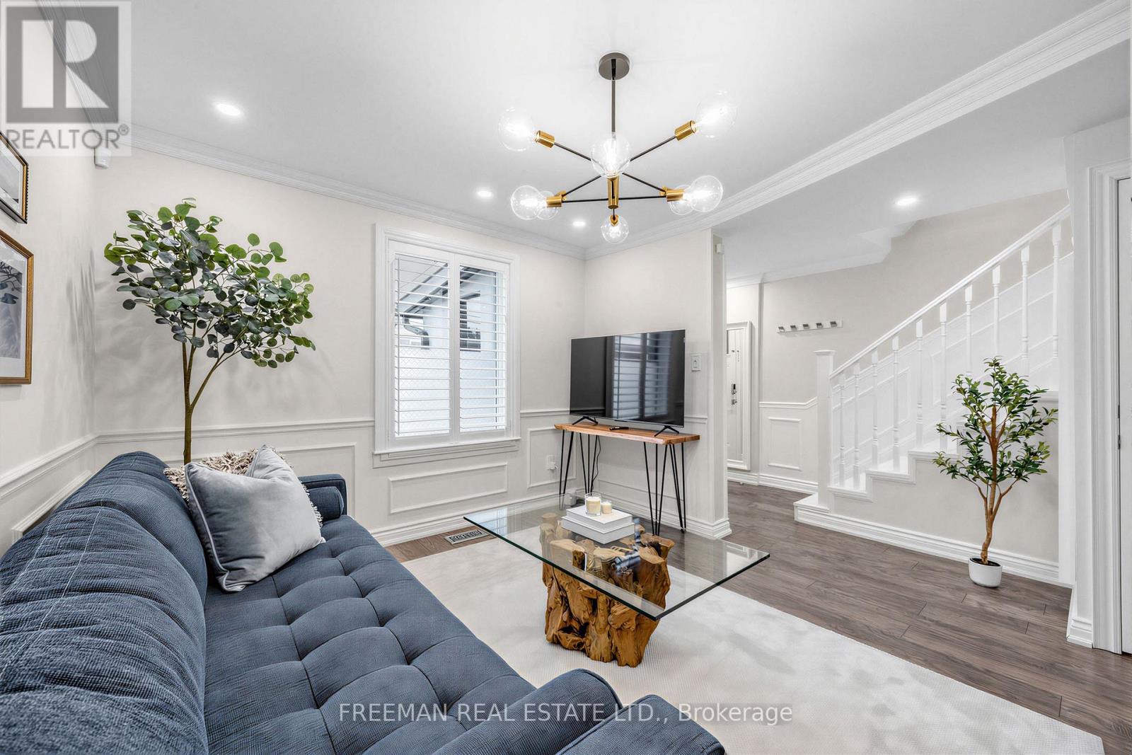 623 Dupont Street, Toronto, Ontario  M6G 1Z3 - Photo 6 - C12965936