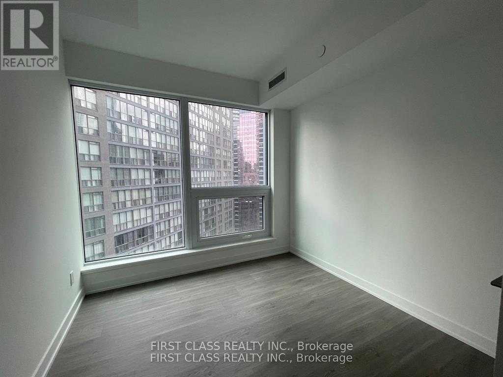 1703 - 8 Wellesley Street W, Toronto, Ontario  M4Y 0J5 - Photo 5 - C12965970