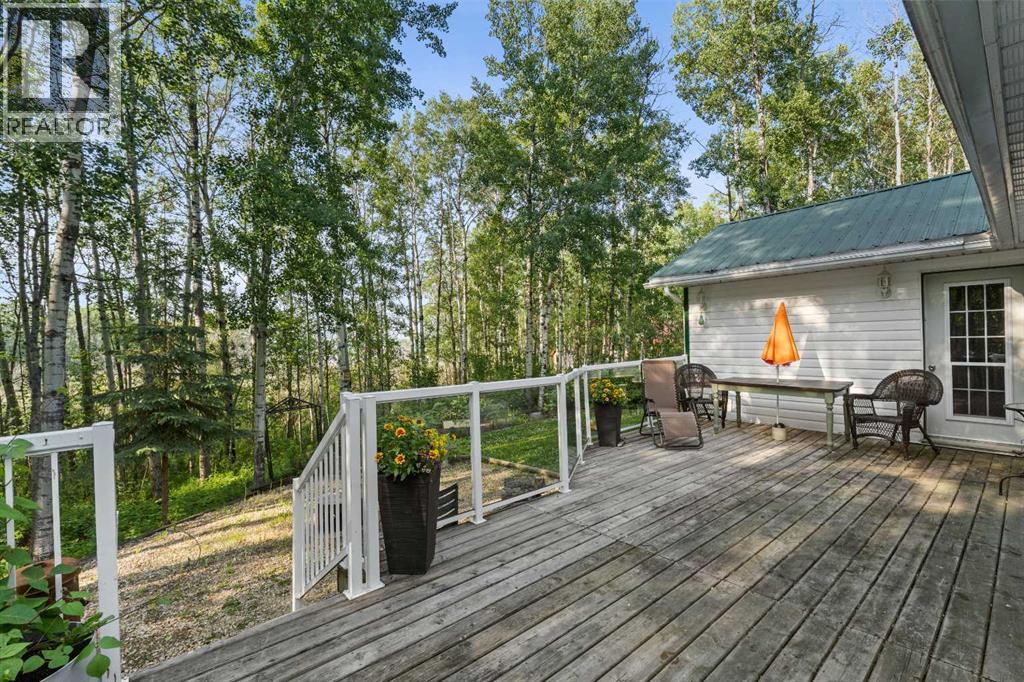 51 Lightning Bay, Rural Barrhead No. 11, Alberta  T7N 1N3 - Photo 5 - A2295212