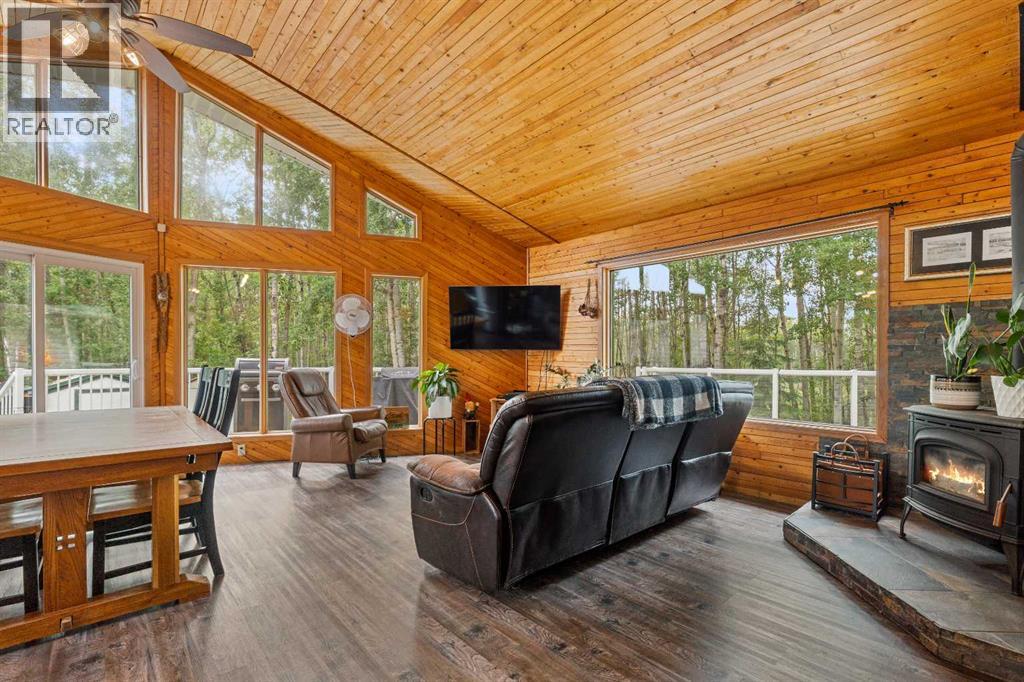 51 Lightning Bay, Rural Barrhead No. 11, Alberta  T7N 1N3 - Photo 9 - A2295212