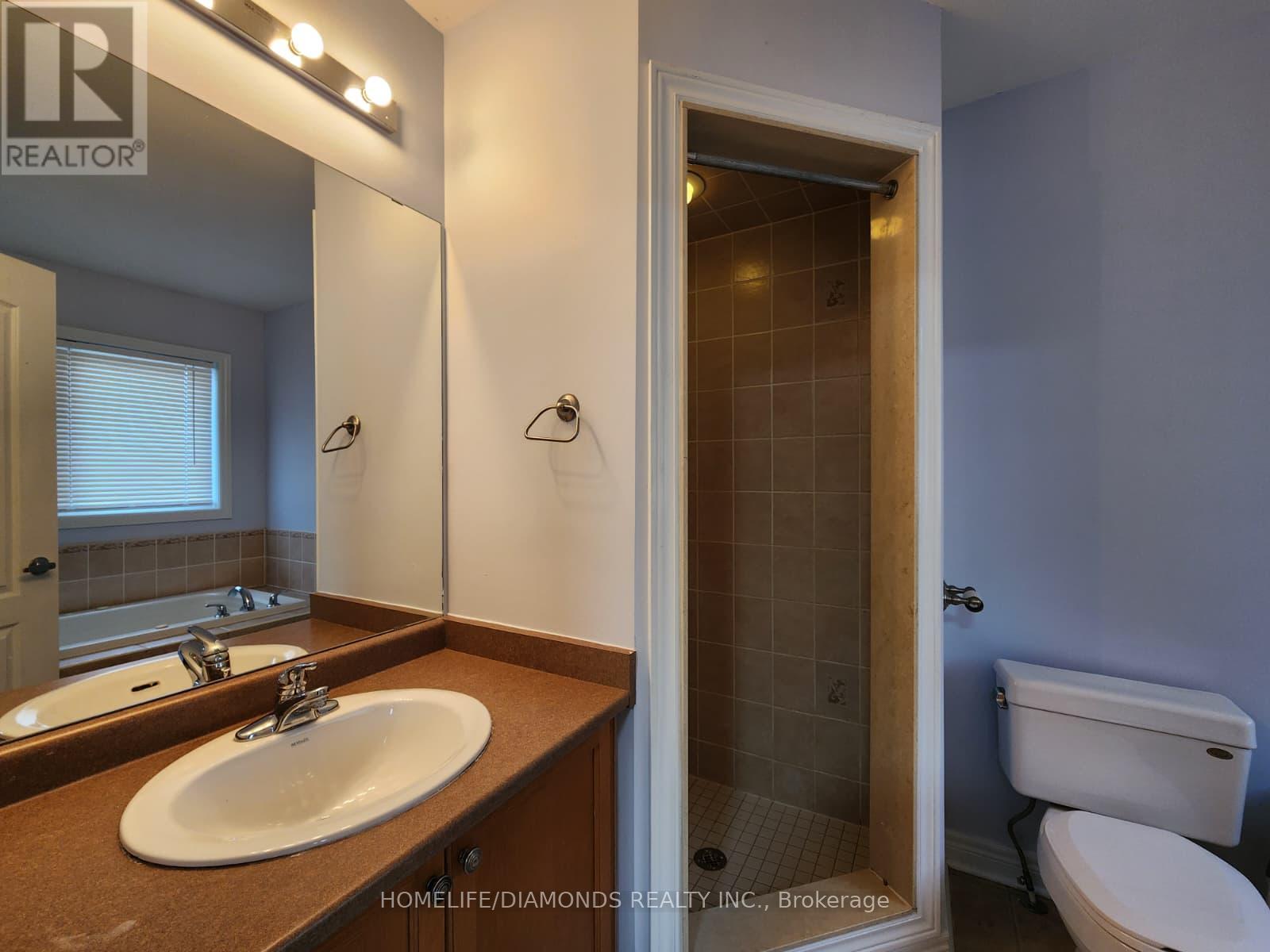 22 Colonel Lyall Street, St. Catharines, Ontario  L2P 0B3 - Photo 18 - X12919362