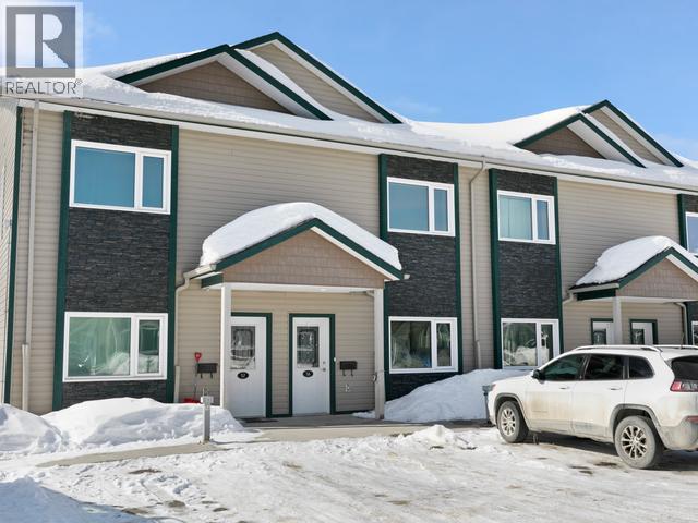 56-25 Wann Road, Whitehorse, Yukon  Y1A 4A2 - Photo 1 - 17150