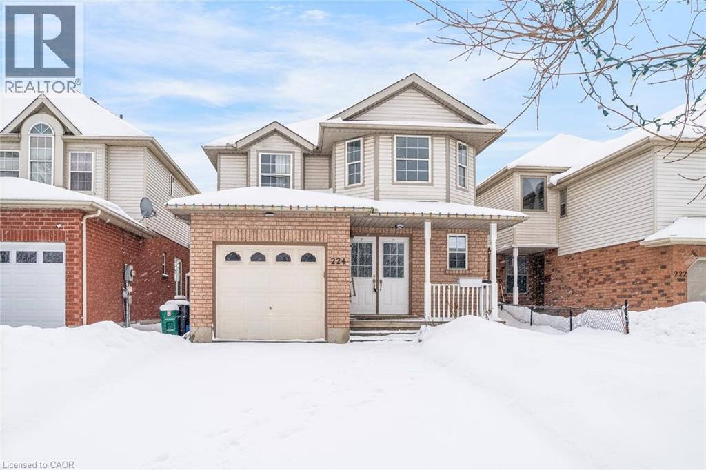 224 PINELAND Court, Waterloo, Ontario