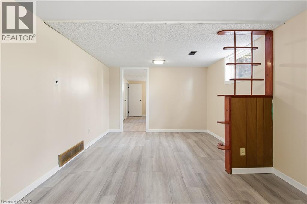 58 Lowrey Avenue S, Cambridge, Ontario  N1R 4Z6 - Photo 32 - 40813554