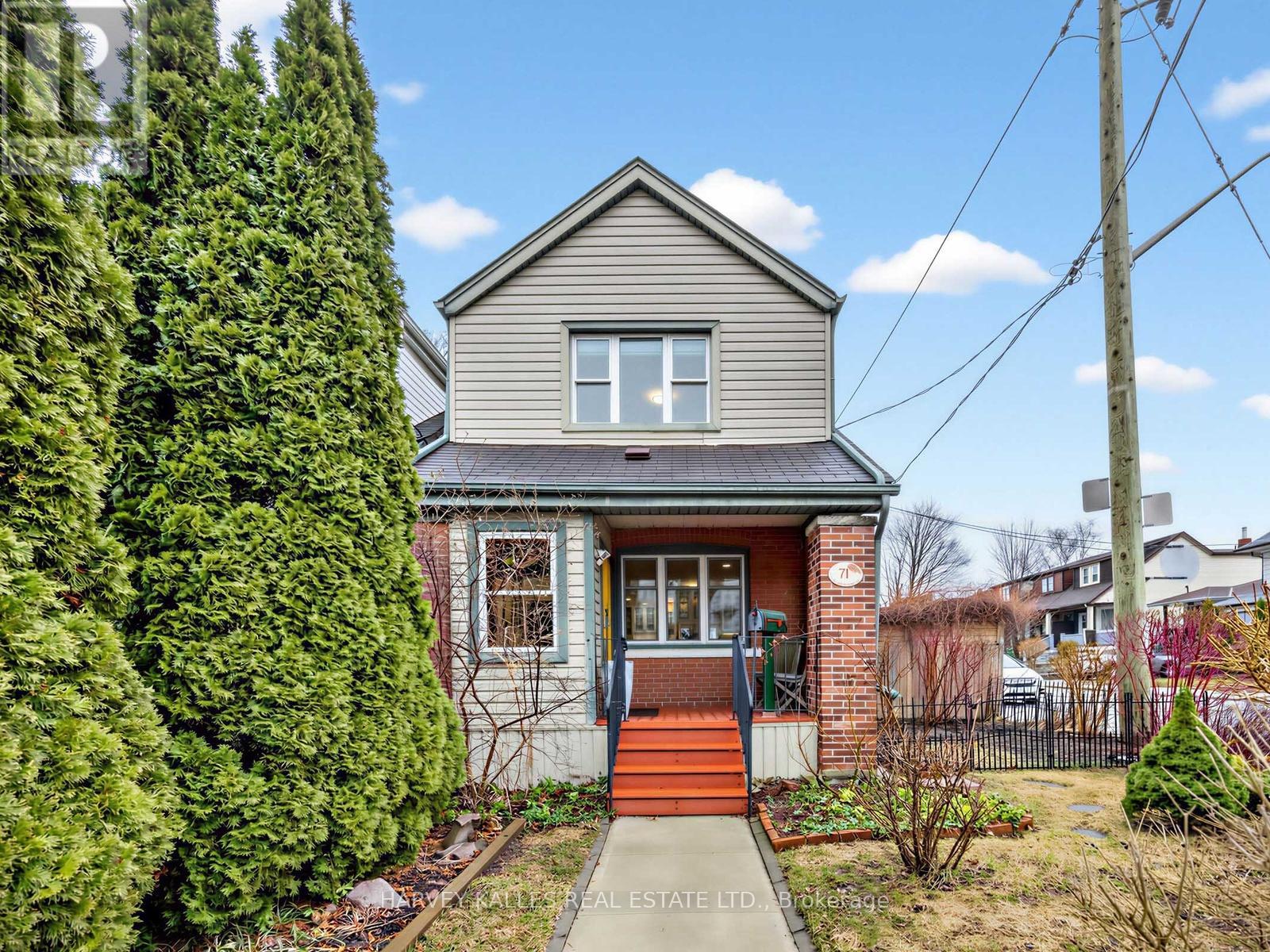 71 DENTONIA PARK AVENUE, Toronto, Ontario