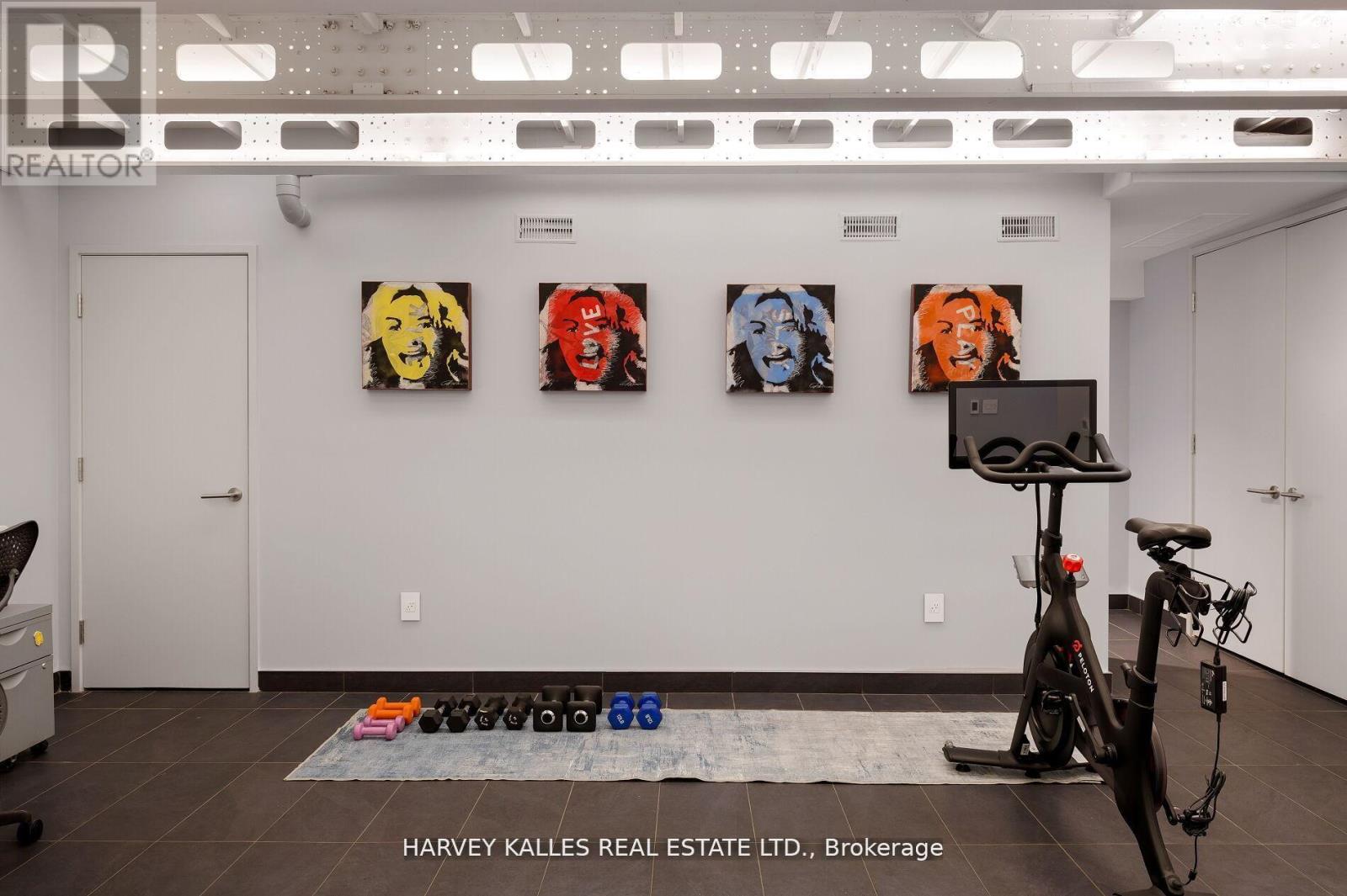 60 Hiltz Avenue, Toronto, Ontario  M4L 2N5 - Photo 40 - E12965658