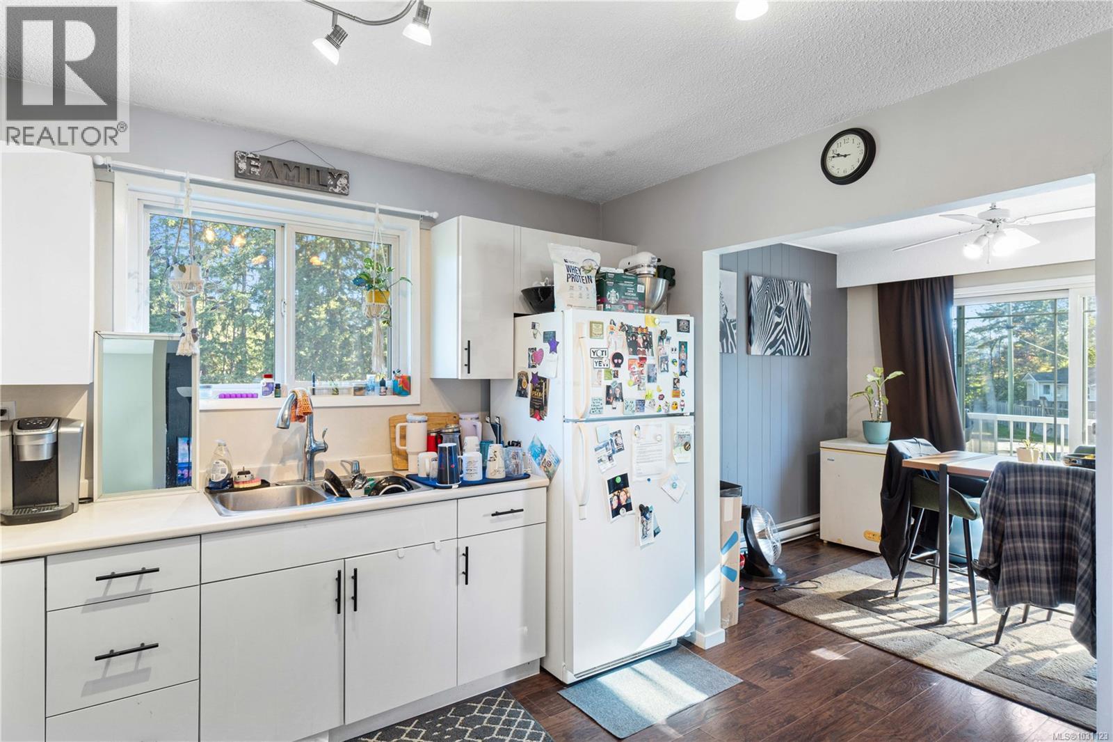 5430/5432 Bergen Op Zoom Dr, Nanaimo, British Columbia  V9T 2M2 - Photo 8 - 1031123