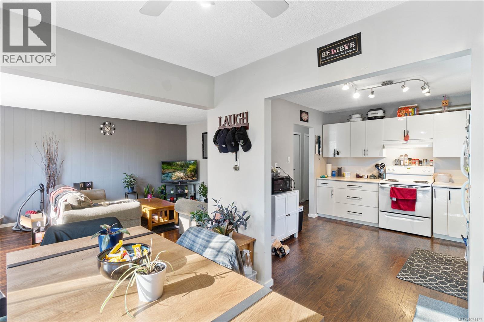 5430/5432 Bergen Op Zoom Dr, Nanaimo, British Columbia  V9T 2M2 - Photo 9 - 1031123