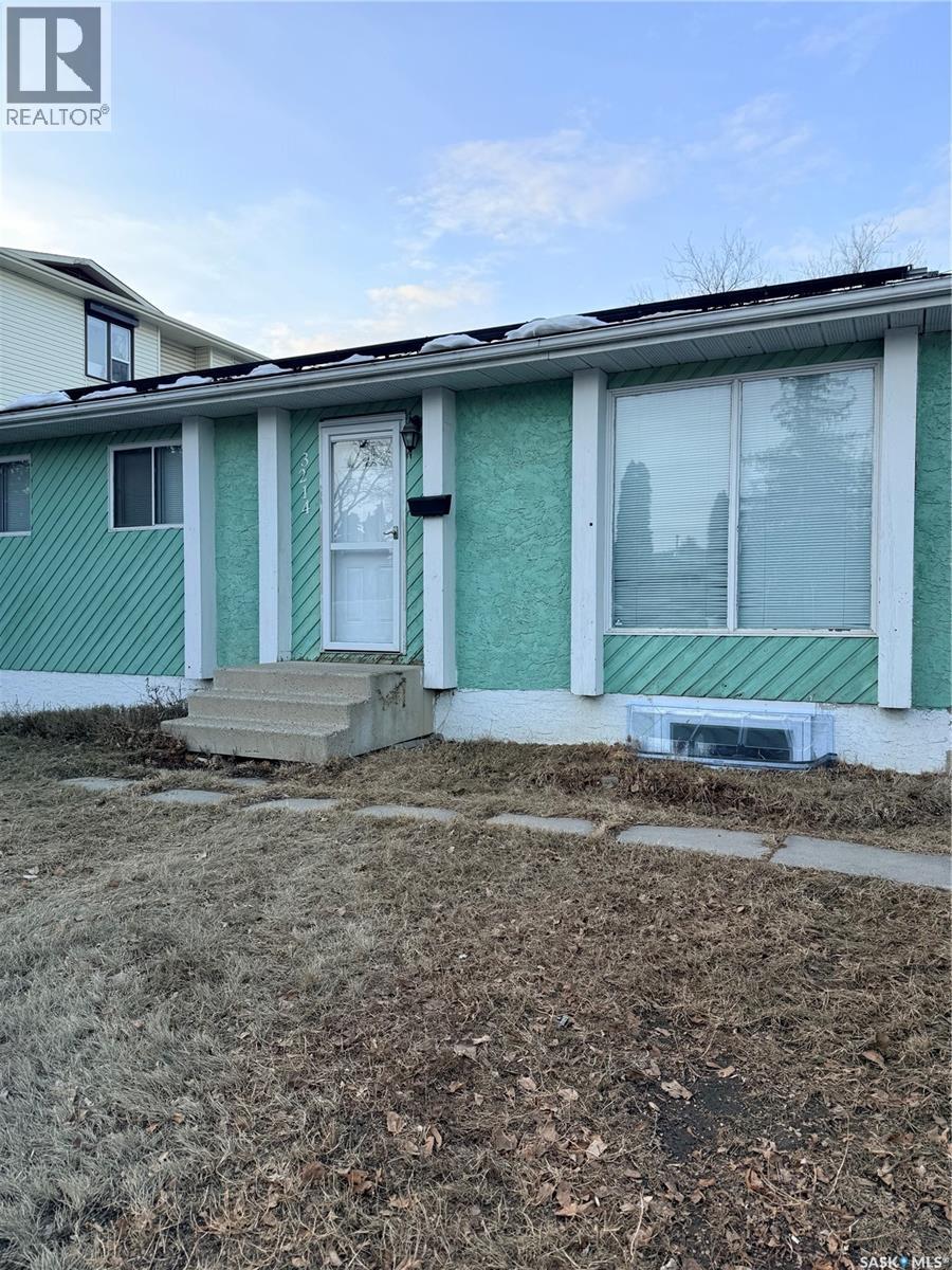 3214 33rd Street W, Saskatoon, Saskatchewan  S7L 6K3 - Photo 2 - SK032142