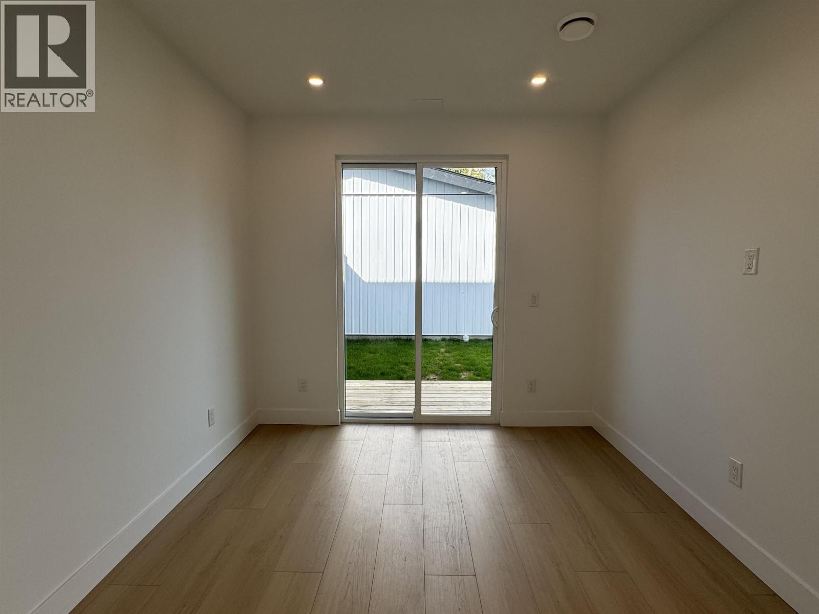 967 52 A Street, Delta, British Columbia  V4M 3A1 - Photo 10 - R3090257