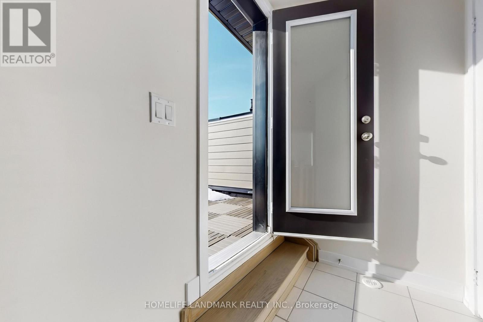 20 Credit Lane, Richmond Hill, Ontario  L4E 1G9 - Photo 32 - N12965654