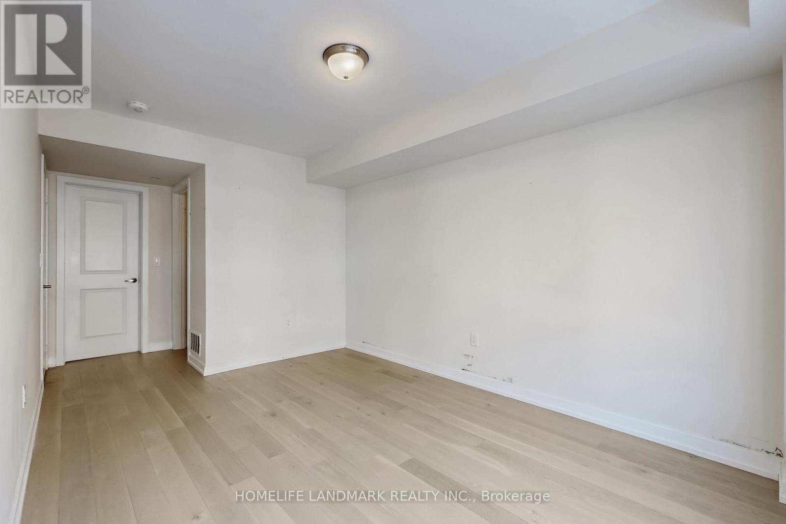 20 Credit Lane, Richmond Hill, Ontario  L4E 1G9 - Photo 36 - N12965654