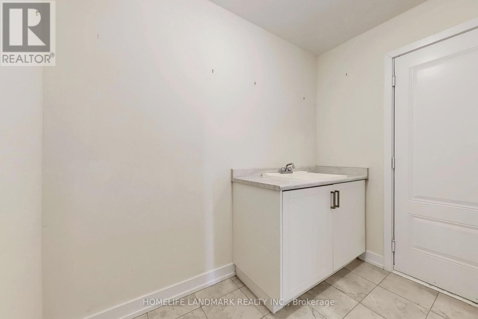 20 Credit Lane, Richmond Hill, Ontario  L4E 1G9 - Photo 42 - N12965654