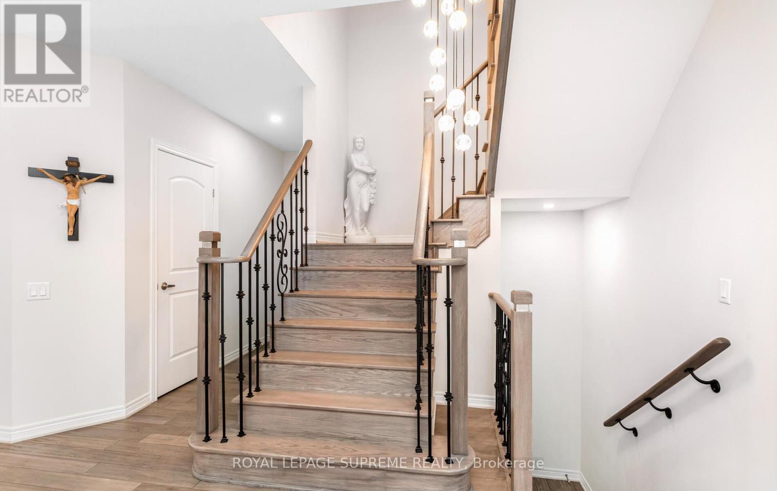 95 Selby Crescent, Bradford West Gwillimbury, Ontario  L3Z 0V3 - Photo 18 - N12965688