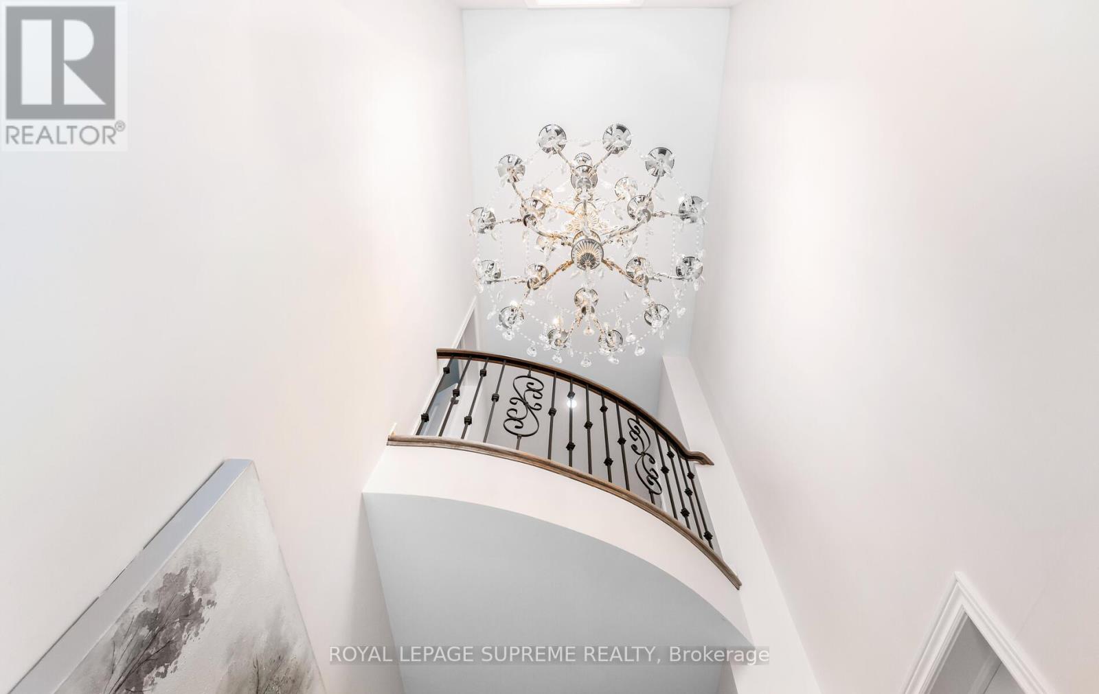 95 Selby Crescent, Bradford West Gwillimbury, Ontario  L3Z 0V3 - Photo 4 - N12965688