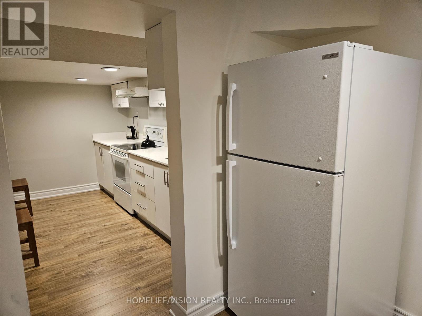 Basement Unit - 23 Glendale Road, Markham, Ontario  L3T 6Y3 - Photo 12 - N12965758