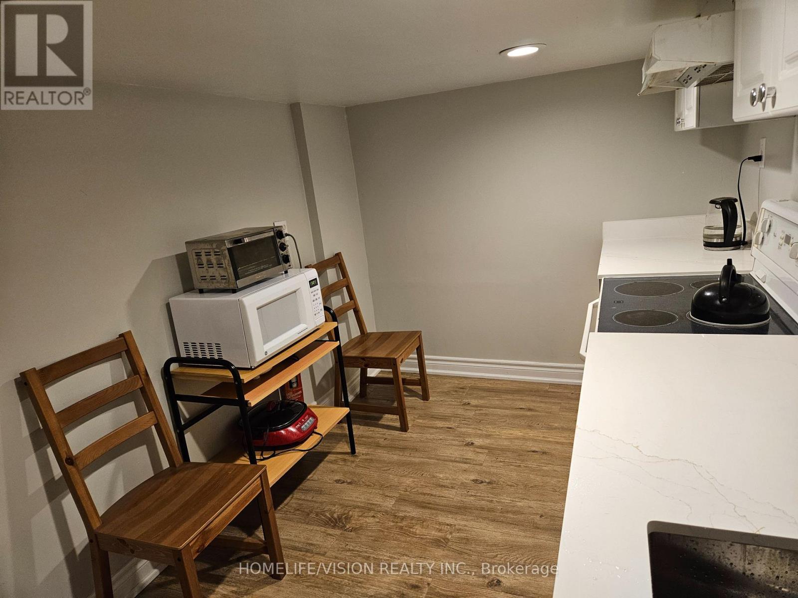 Basement Unit - 23 Glendale Road, Markham, Ontario  L3T 6Y3 - Photo 14 - N12965758