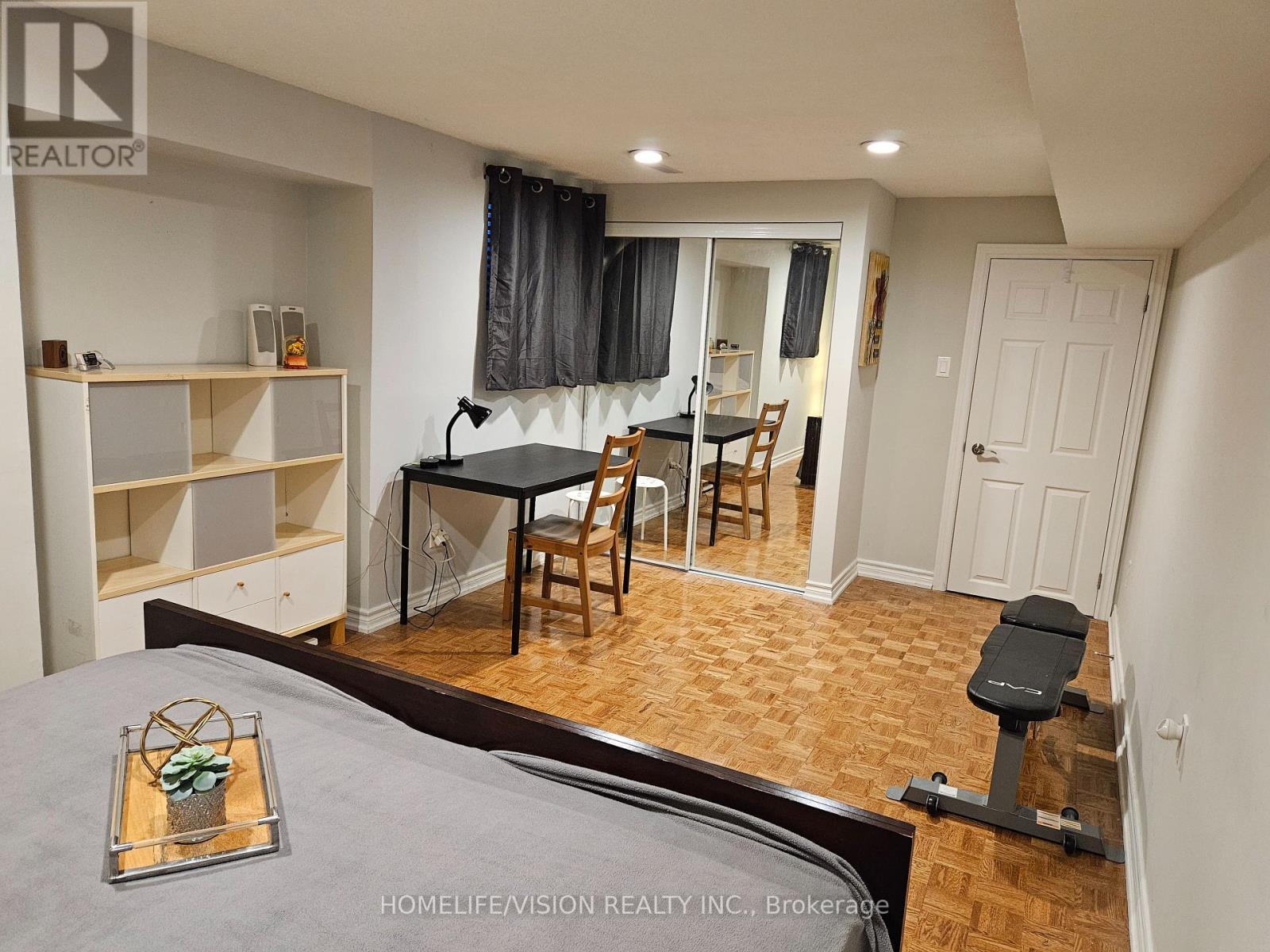 Basement Unit - 23 Glendale Road, Markham, Ontario  L3T 6Y3 - Photo 4 - N12965758