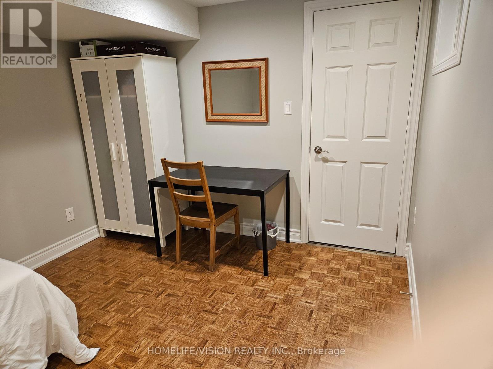 Basement Unit - 23 Glendale Road, Markham, Ontario  L3T 6Y3 - Photo 6 - N12965758