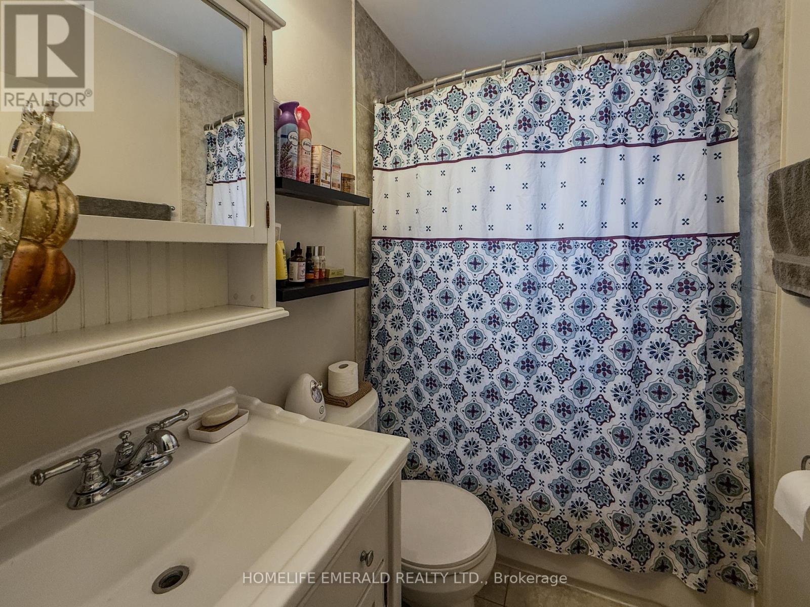 11 Centre Street, Essa, Ontario  L0M 1B0 - Photo 18 - N12965928