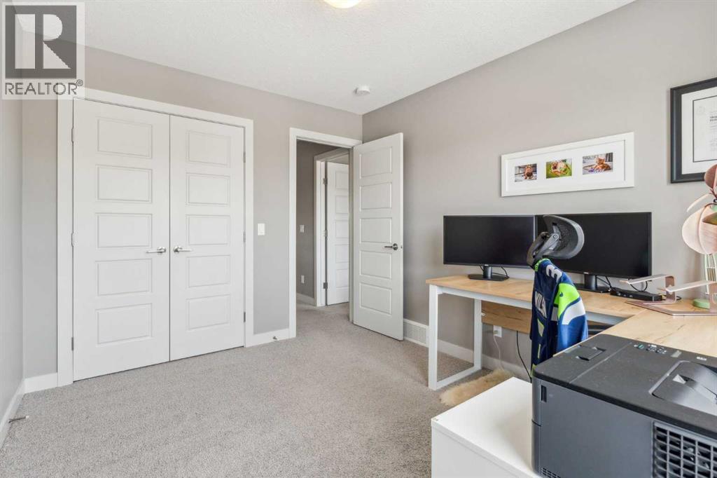 128 Sundown View, Cochrane, Alberta  T4C 2N9 - Photo 24 - A2298637